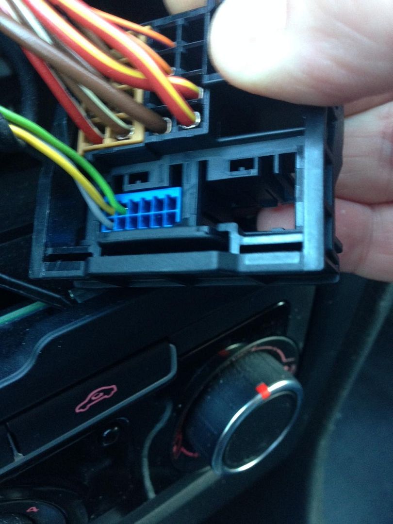 VWVortex.com - 2013 VW Golf Stereo wiring help!?!?!?